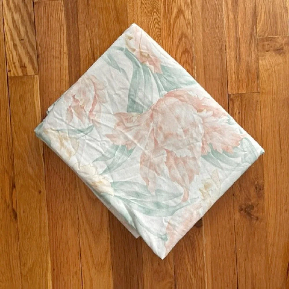 Vintage Full Size Flat sheet with peach and green large floral Westpoint Stevens